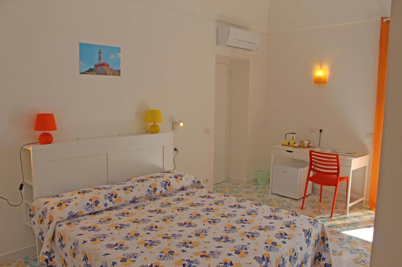 B&B Casa Angelina 阿纳卡普里 外观 照片