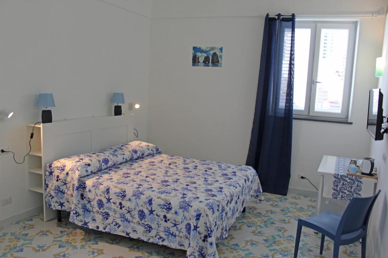 B&B Casa Angelina 阿纳卡普里 外观 照片